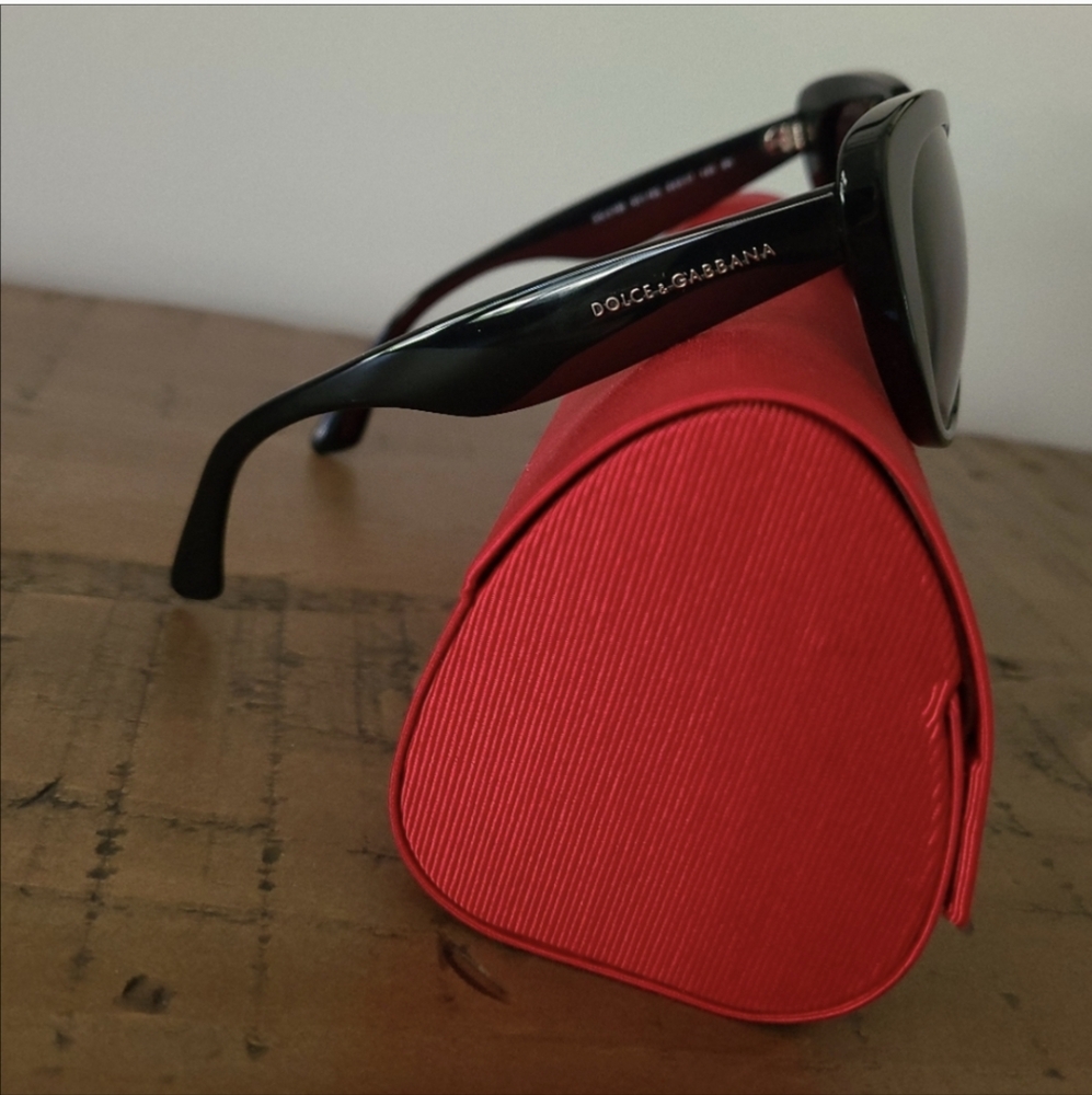 SOLD Dolce & Gabbana Black Oversized Cat Eye Sunglasses DG 4189 Retro Celebrity - Picture 5 of 13